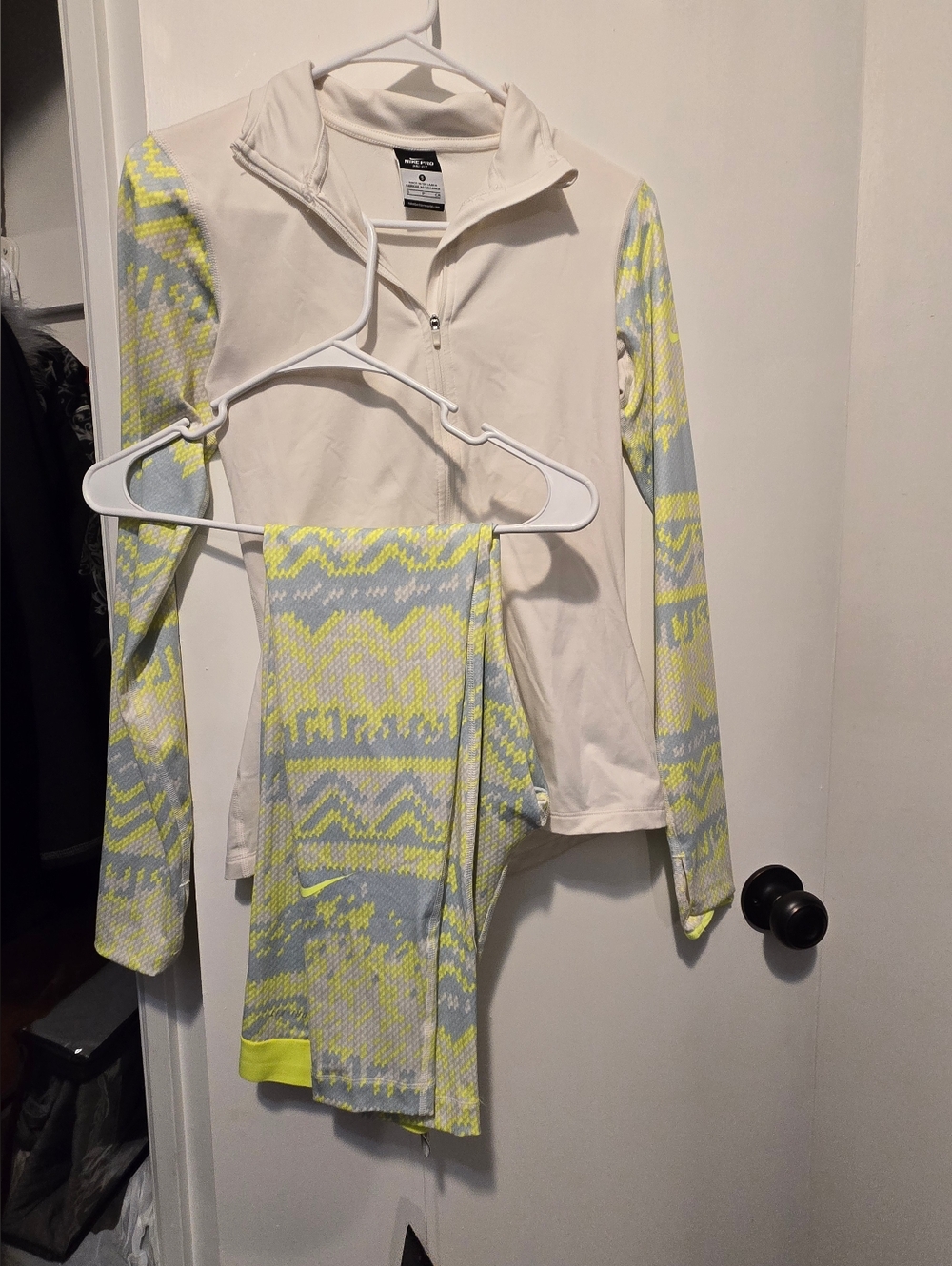 Rare! Nike Pro Half-Zip Pullover with Patterned Leggings - Cream & Neon Yellow